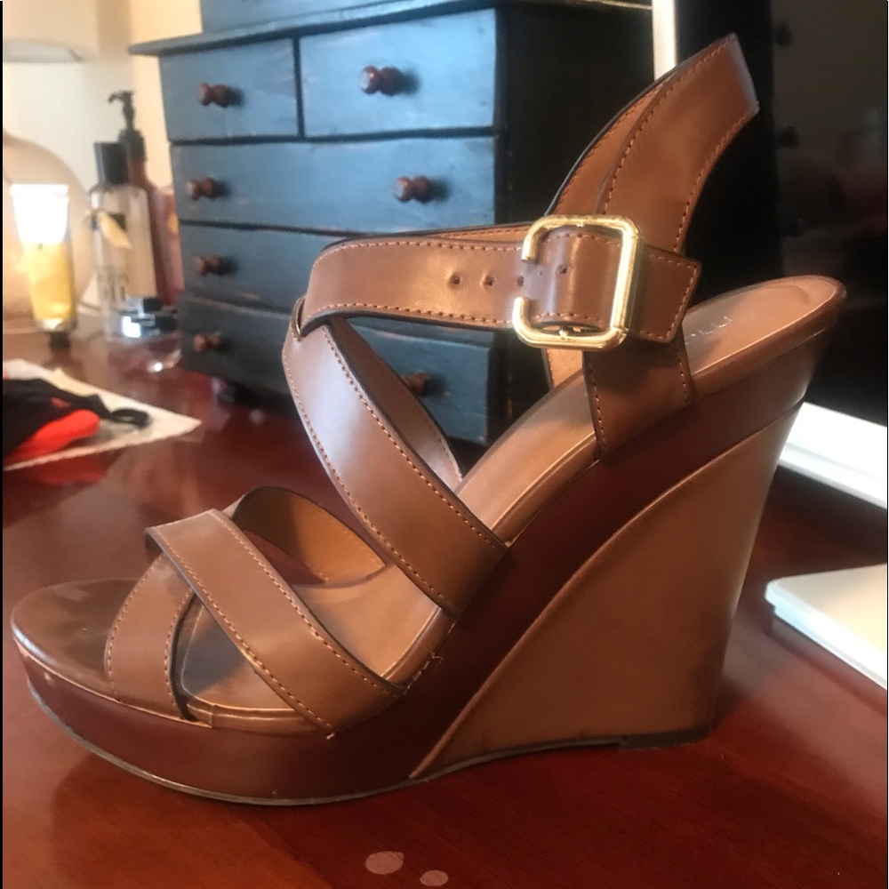 Brown wedges